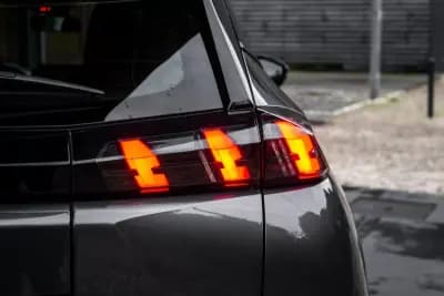 Vendo Peugeot 2008 2020 - 15450 EUR, 125449 km - AUTO.MOTO.pt