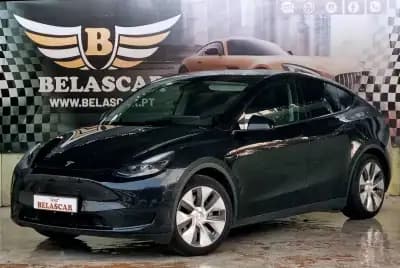 Vendo Tesla Model Y 2023 - 31900 EUR, 53000 km - AUTO.MOTO.pt