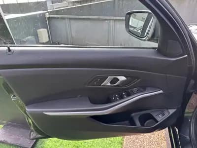 Sell BMW 318 2021 - 24900 EUR, 170000 km - AUTO.MOTO.pt