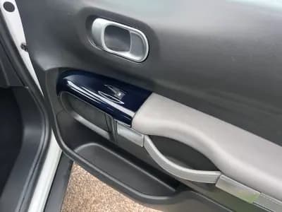 Sell Citroën C4 Cactus 2020 - 14000 EUR, 150000 km - AUTO.MOTO.pt