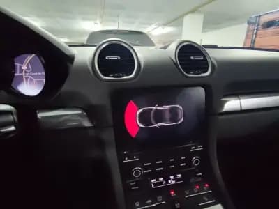 Vendo Porsche 718 Boxster 2019 - 64900 EUR, 68000 km - AUTO.MOTO.pt