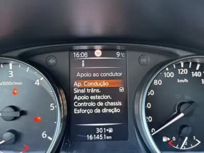 Vendo Nissan Qashqai 2018 - 18990 EUR, 161000 km - AUTO.MOTO.pt