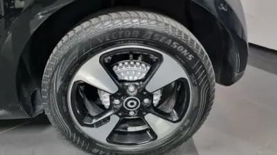 Vendo Smart Fortwo Cabrio 2021 - 13990 EUR, 59000 km - AUTO.MOTO.pt