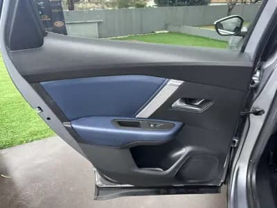 Vendo Citroën C4 2021 - 15900 EUR, 175000 km - AUTO.MOTO.pt