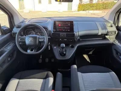 Sell Citroën Berlingo 2021 - 18500 EUR, 211000 km - AUTO.MOTO.pt