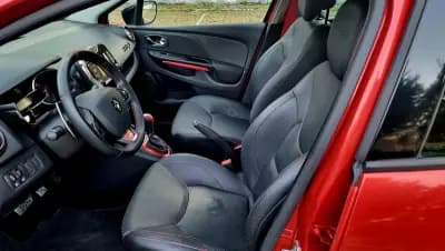 Sell Renault Clio 2014 - 17700 EUR, 146000 km - AUTO.MOTO.pt