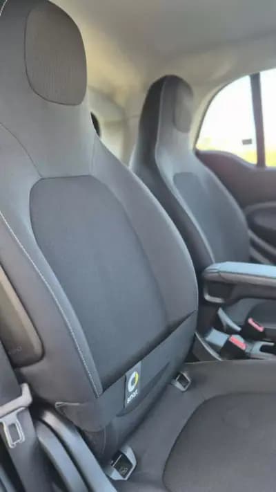 Vendo Smart Fortwo Cabrio 2018 - 12480 EUR, 70000 km - AUTO.MOTO.pt