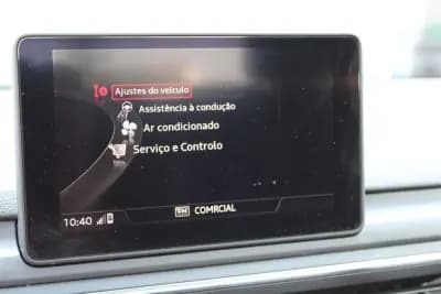 Vendo Audi A4 2019 - 19990 EUR, 168000 km - AUTO.MOTO.pt