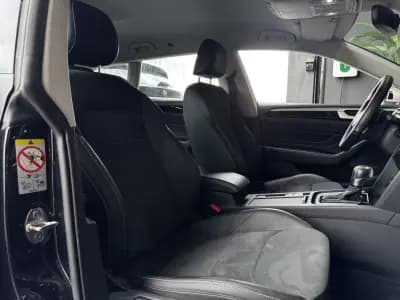 Sell Volkswagen Arteon 2023 - 31990 EUR, 45800 km - AUTO.MOTO.pt