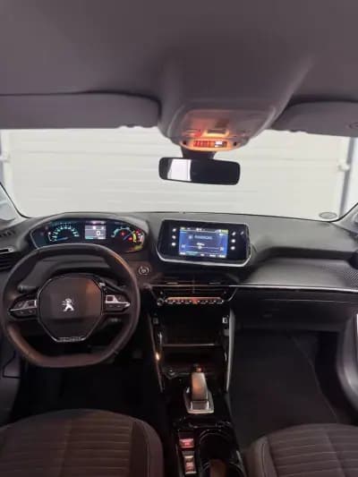 Sell Peugeot e-208 2022 - 19500 EUR, 62500 km - AUTO.MOTO.pt