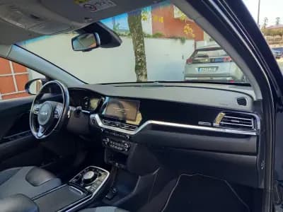 Vendo Kia e-Niro 2022 - 23490 EUR, 65800 km - AUTO.MOTO.pt