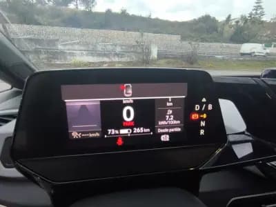 Vendo Volkswagen ID.3 2023 - 25890 EUR, 14500 km - AUTO.MOTO.pt