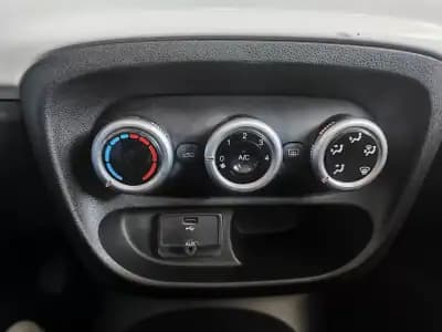 Sell Fiat 500L 2013 - 7990 EUR, 194500 km - AUTO.MOTO.pt