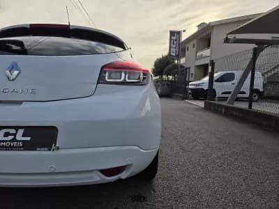 Vendo Renault Mégane Coupe 2011 - 8990 EUR, 234000 km - AUTO.MOTO.pt