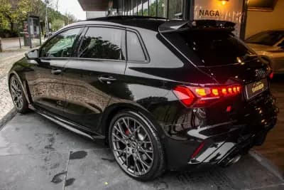 Sell Audi RS3 Sportback 2025 - 86900 EUR, 17138 km - AUTO.MOTO.pt