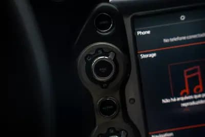 Vendo McLaren 720 2019 - 275000 EUR, 17500 km - AUTO.MOTO.pt