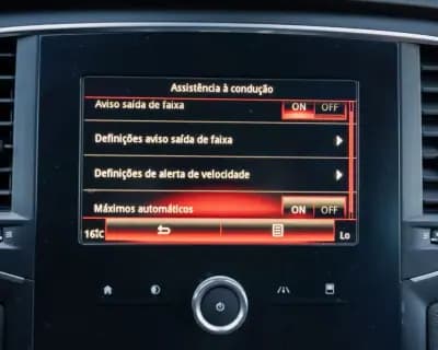 Sell Renault Mégane Sport Tourer 2018 - 15990 EUR, 126740 km - AUTO.MOTO.pt