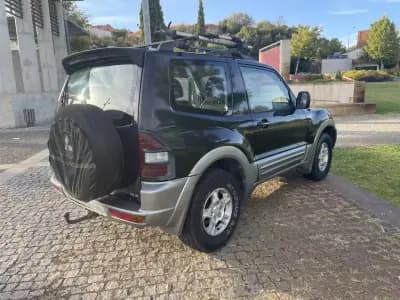 Vendo Mitsubishi Pajero 2000 - 15900 EUR, 277000 km - AUTO.MOTO.pt