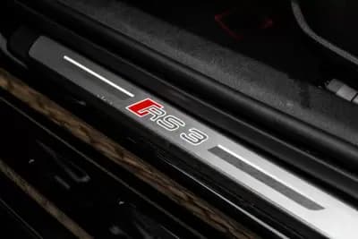 Sell Audi RS3 Sportback 2025 - 86900 EUR, 17138 km - AUTO.MOTO.pt