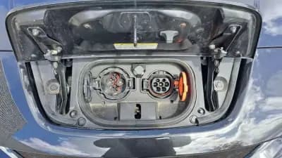 Vendo Nissan Leaf 2018 - 13500 EUR, 58000 km - AUTO.MOTO.pt