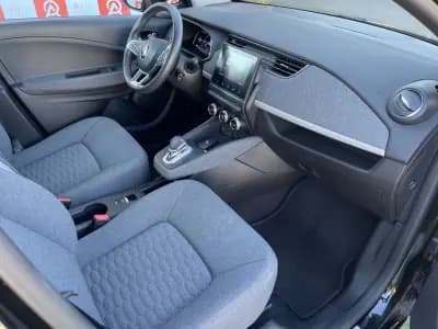 Vendo Renault Zoe 2021 - 18490 EUR, 34075 km - AUTO.MOTO.pt