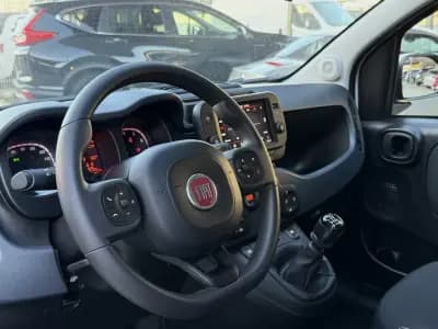Vendo Fiat Panda 2024 - 14750 EUR, 18000 km - AUTO.MOTO.pt
