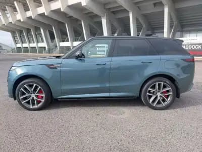 Vendo Land Rover Range Rover Sport 2023 - 129990 EUR, 20427 km - AUTO.MOTO.pt