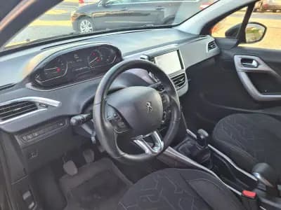 Sell Peugeot 2008 2014 - 12450 EUR, 57000 km - AUTO.MOTO.pt