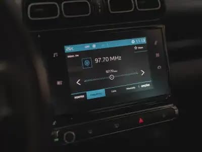 Sell Citroën C3 Aircross 2018 - 11990 EUR, 75000 km - AUTO.MOTO.pt