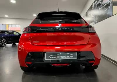 Vendo Peugeot 208 2020 - 14990 EUR, 70000 km - AUTO.MOTO.pt