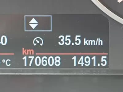 Vendo BMW 318 2018 - 19900 EUR, 170608 km - AUTO.MOTO.pt