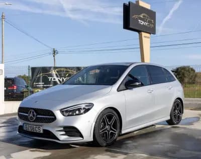 Vendo Mercedes-Benz B 200 2022 - 32900 EUR, 46000 km - AUTO.MOTO.pt