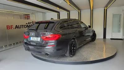 Vendo BMW 520 2018 - 23900 EUR, 284762 km - AUTO.MOTO.pt
