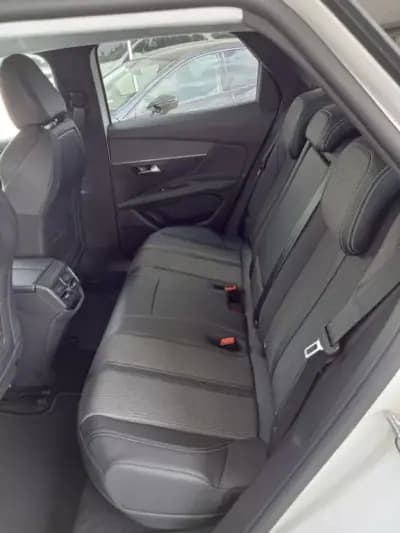 Sell Peugeot 3008 2022 - 39950 EUR, 12000 km - AUTO.MOTO.pt