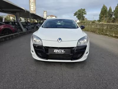 Vendo Renault Mégane Coupe 2011 - 8990 EUR, 234000 km - AUTO.MOTO.pt