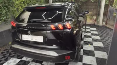 Vendo Peugeot e-2008 2022 - 21900 EUR, 67769 km - AUTO.MOTO.pt