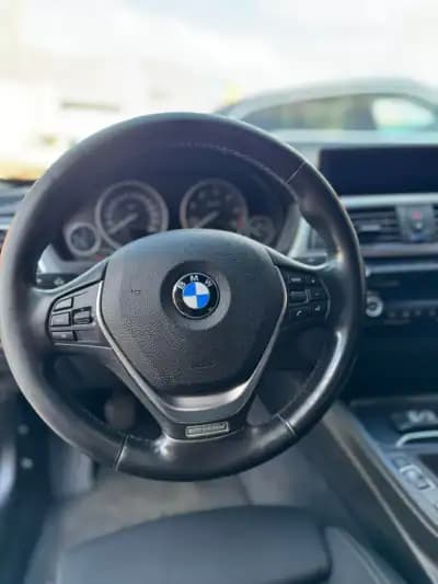 Vendo BMW 418 Gran Coupé 2018 - 19750 EUR, 218060 km - AUTO.MOTO.pt