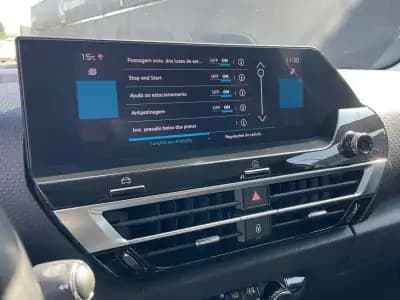 Vendo Citroën C4 2022 - 18450 EUR, 89000 km - AUTO.MOTO.pt