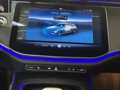 Vendo Mercedes-Benz E 220 2024 - 55980 EUR, 29555 km - AUTO.MOTO.pt