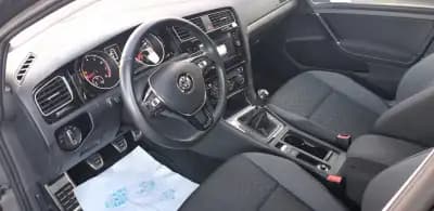 Vendo Volkswagen Golf 2018 - 17990 EUR, 118115 km - AUTO.MOTO.pt