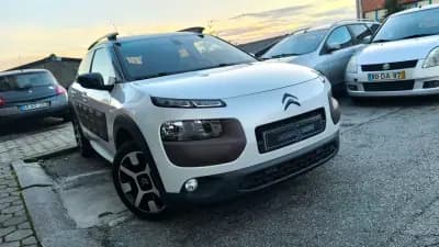 Vendo Citroën C4 Cactus 2014 - 11800 EUR, 141000 km - AUTO.MOTO.pt