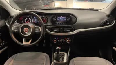 Sell Fiat Tipo 2017 - 8990 EUR, 132668 km - AUTO.MOTO.pt