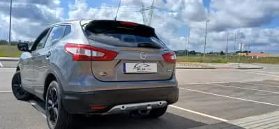 Vendo Nissan Qashqai 2014 - 12450 EUR, 198000 km - AUTO.MOTO.pt