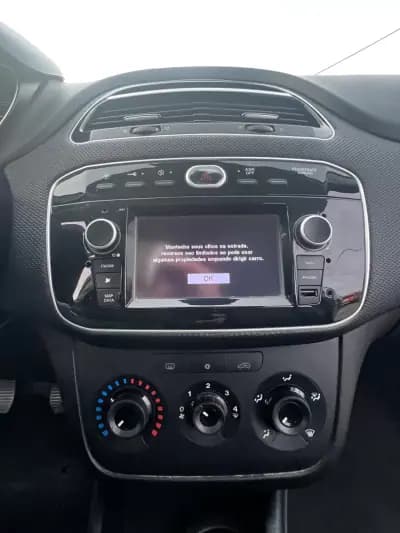 Sell Fiat Punto 2018 - 8999 EUR, 169456 km - AUTO.MOTO.pt