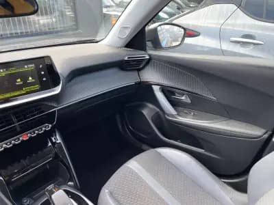 Sell Peugeot 2008 2020 - 17850 EUR, 72571 km - AUTO.MOTO.pt