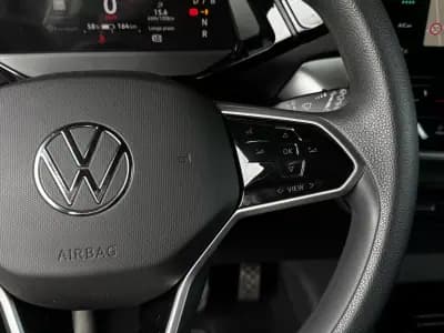 Sell Volkswagen ID.4 2021 - 24990 EUR, 53300 km - AUTO.MOTO.pt