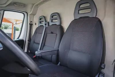 Sell Peugeot Boxer 335 L3H2 BLUEHDI 130 PREMIUM 2019 - 18700 EUR, 208000 km - AUTO.MOTO.pt