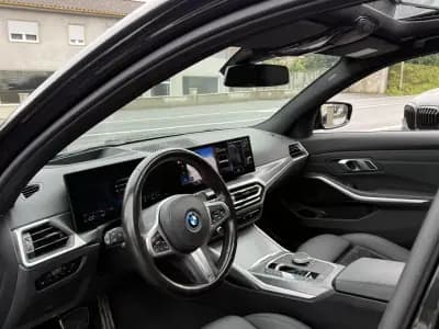 Sell BMW 320 2023 - 33500 EUR, 170984 km - AUTO.MOTO.pt