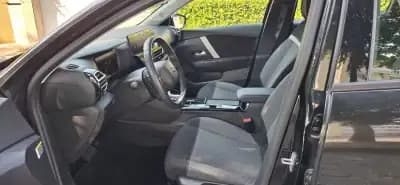 Sell Citroën C4 2021 - 18500 EUR, 130600 km - AUTO.MOTO.pt