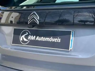 Vendo Citroën C4 2022 - 18450 EUR, 89000 km - AUTO.MOTO.pt